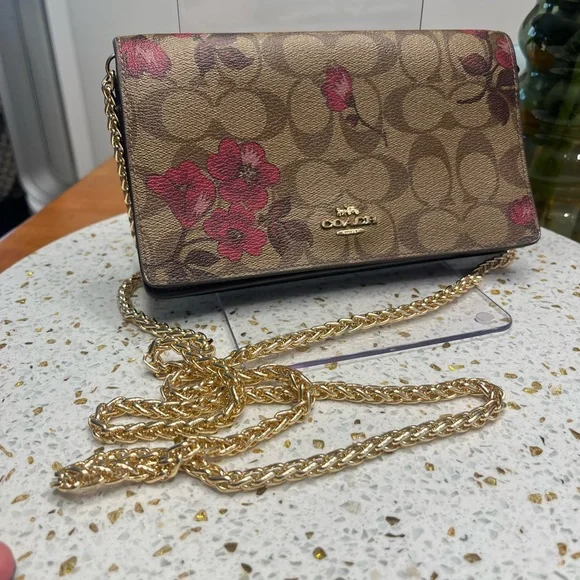 Coach Anna - Signature Victorian Flowers- Crossbody with gold hardware - Picture 5 of 13